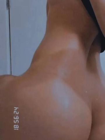 Камилла Молодая Брюнетка фото 3